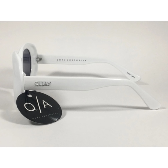 ✨NWT✨ QUAY Frivolous 55mm Oval Frame Sunglasses in White Smoke main image 5
